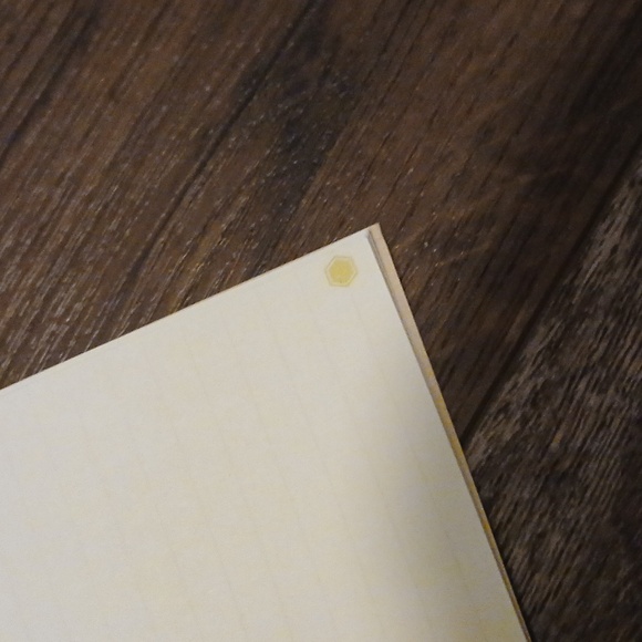 🩵Bumble bee notebook - Picture 6 of 6